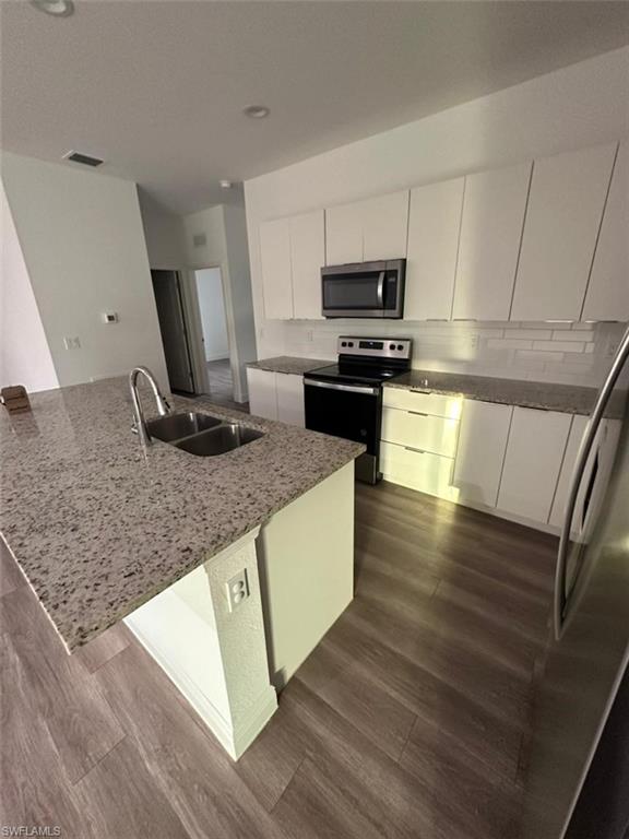 LABELLE - Residential Lease