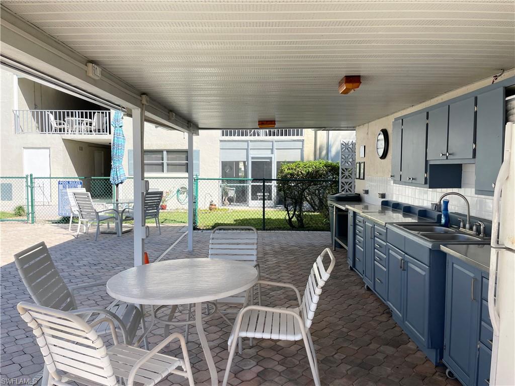 GOLF VIEW MANOR CONDO - Residential