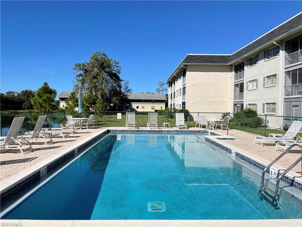 GOLF VIEW MANOR CONDO - Residential