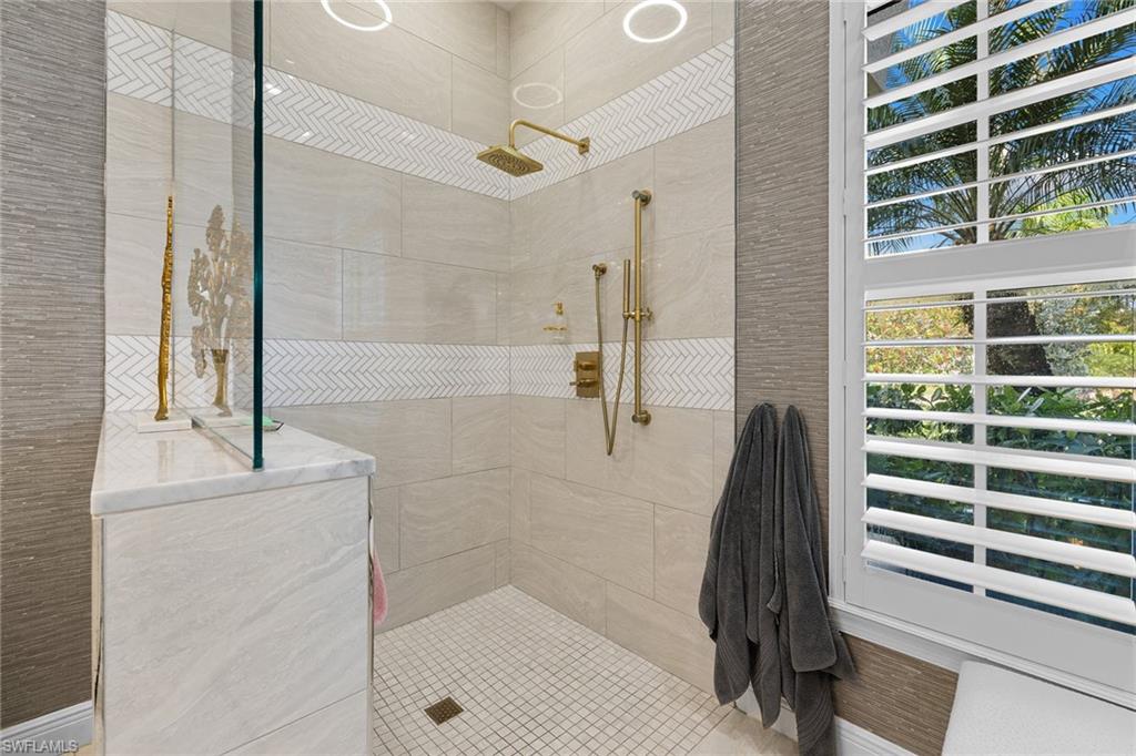 CLASSICS PLANTATION ESTATES - Residential