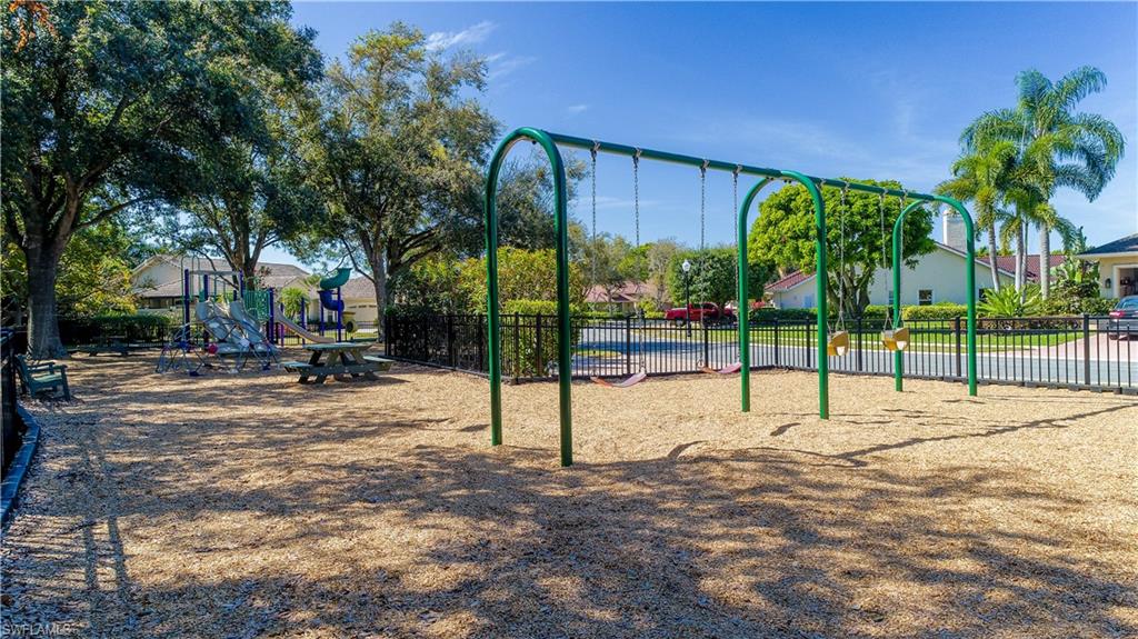 CARILLON WOODS - Residential