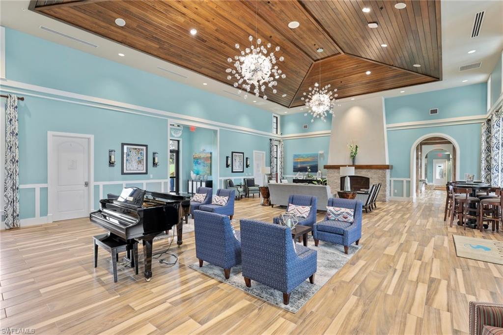 LAMORADA - Residential