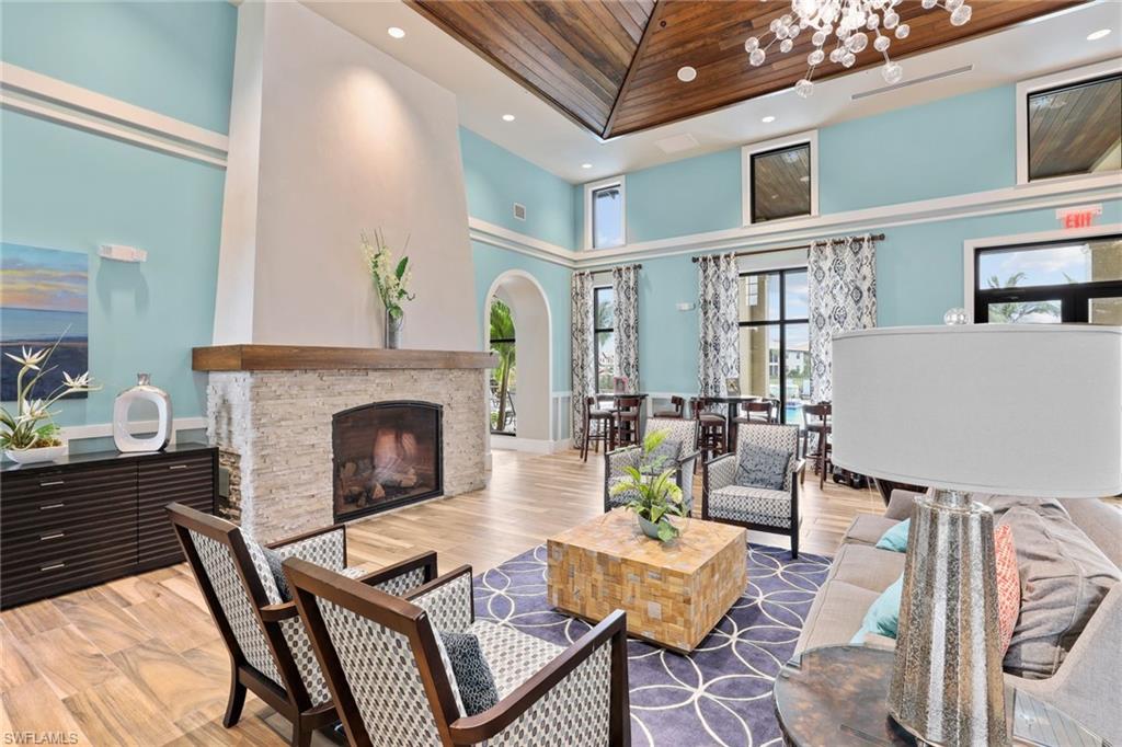 LAMORADA - Residential