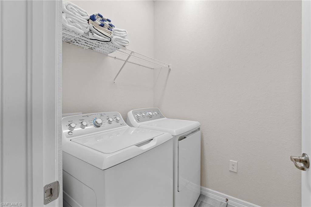 LAMORADA - Residential