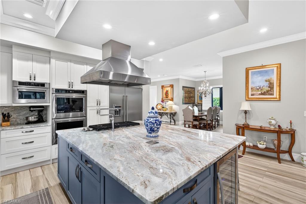 NAPLES PARK - Residential