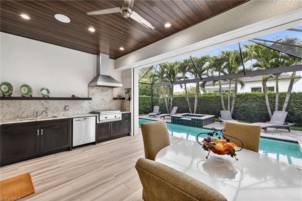 NAPLES PARK - Residential