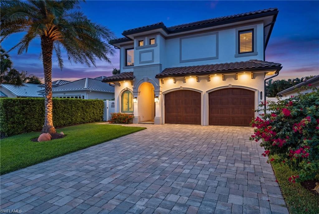 NAPLES PARK - Residential