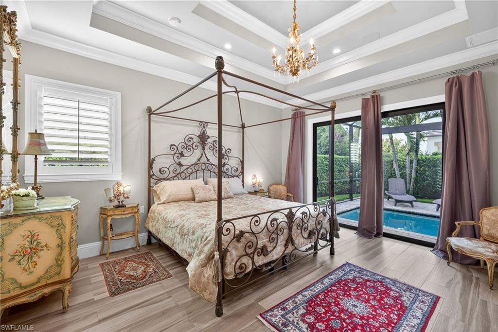 NAPLES PARK - Residential
