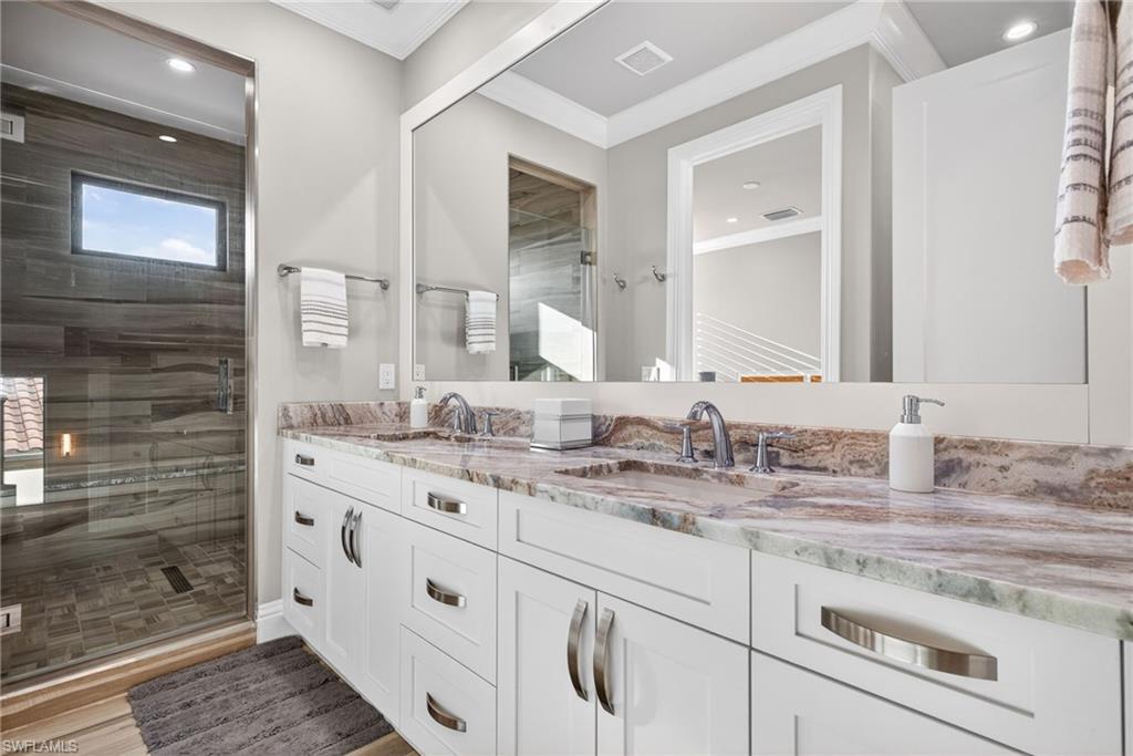 NAPLES PARK - Residential