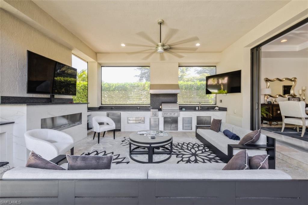 TRADITIONS - Residential