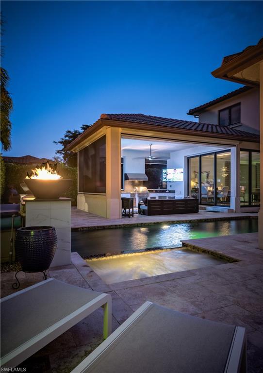 TRADITIONS - Residential