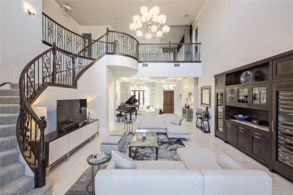 TRADITIONS - Residential