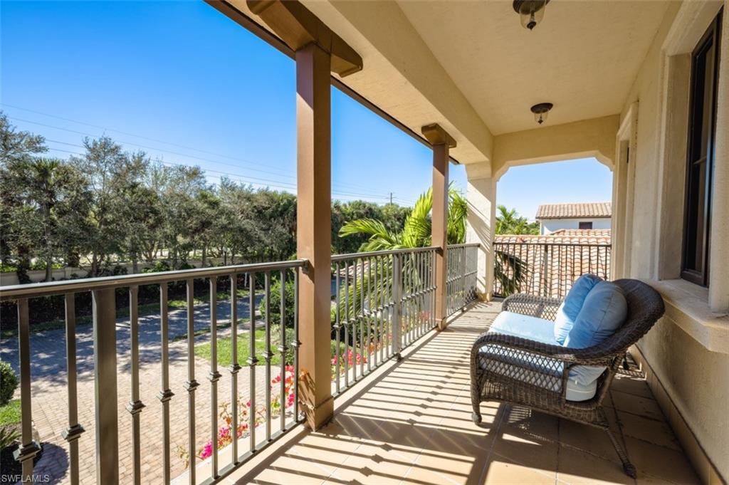 TRADITIONS - Residential