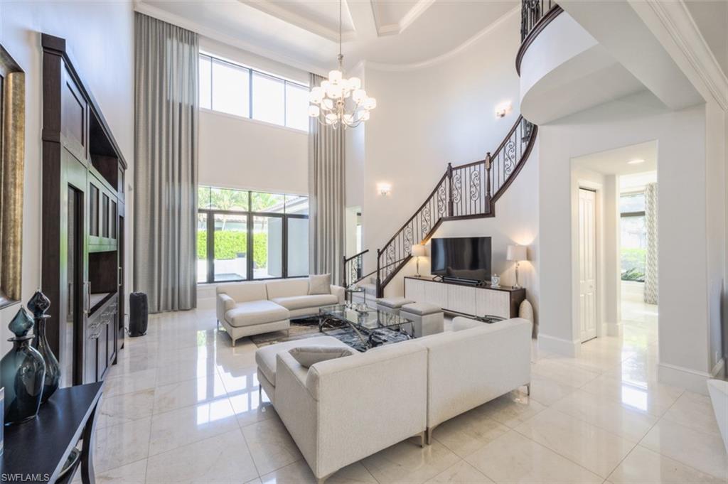 TRADITIONS - Residential