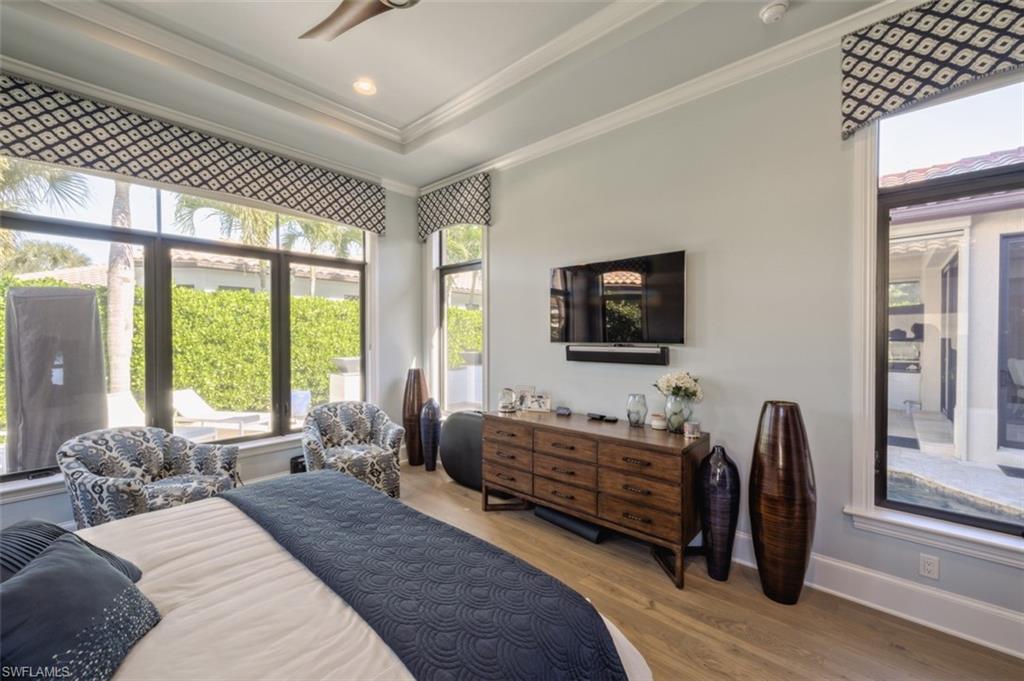 TRADITIONS - Residential