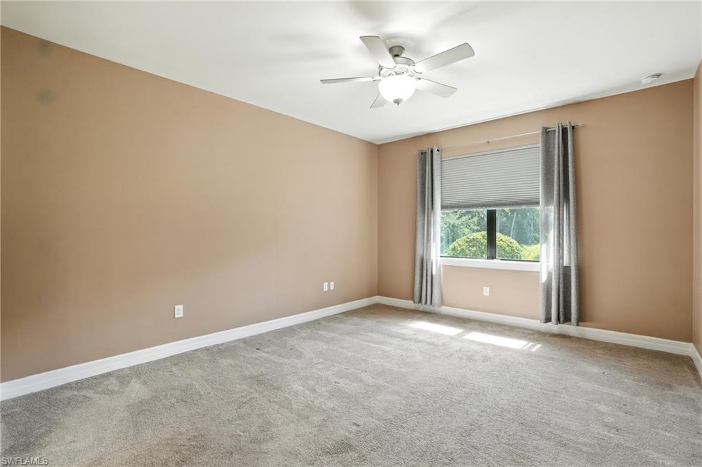 HAMPTON LAKES - Residential