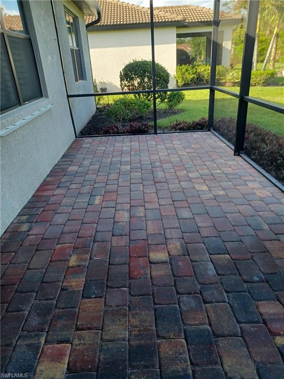 HAMPTON LAKES - Residential