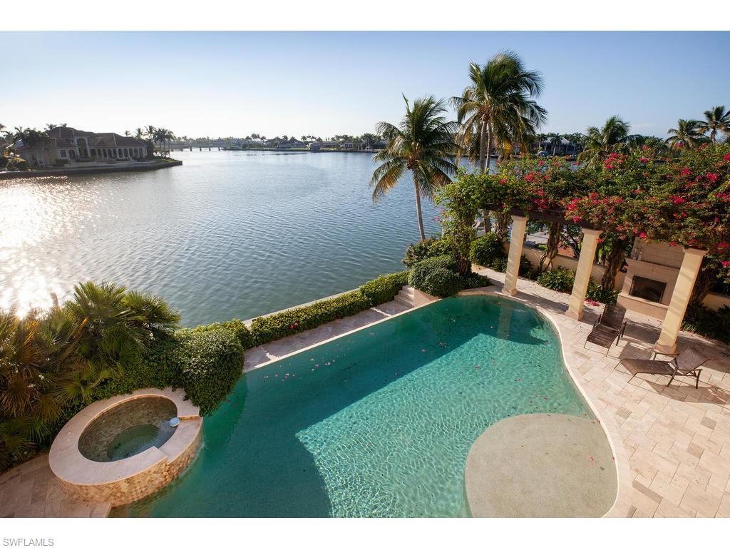 ESTATES - Residential