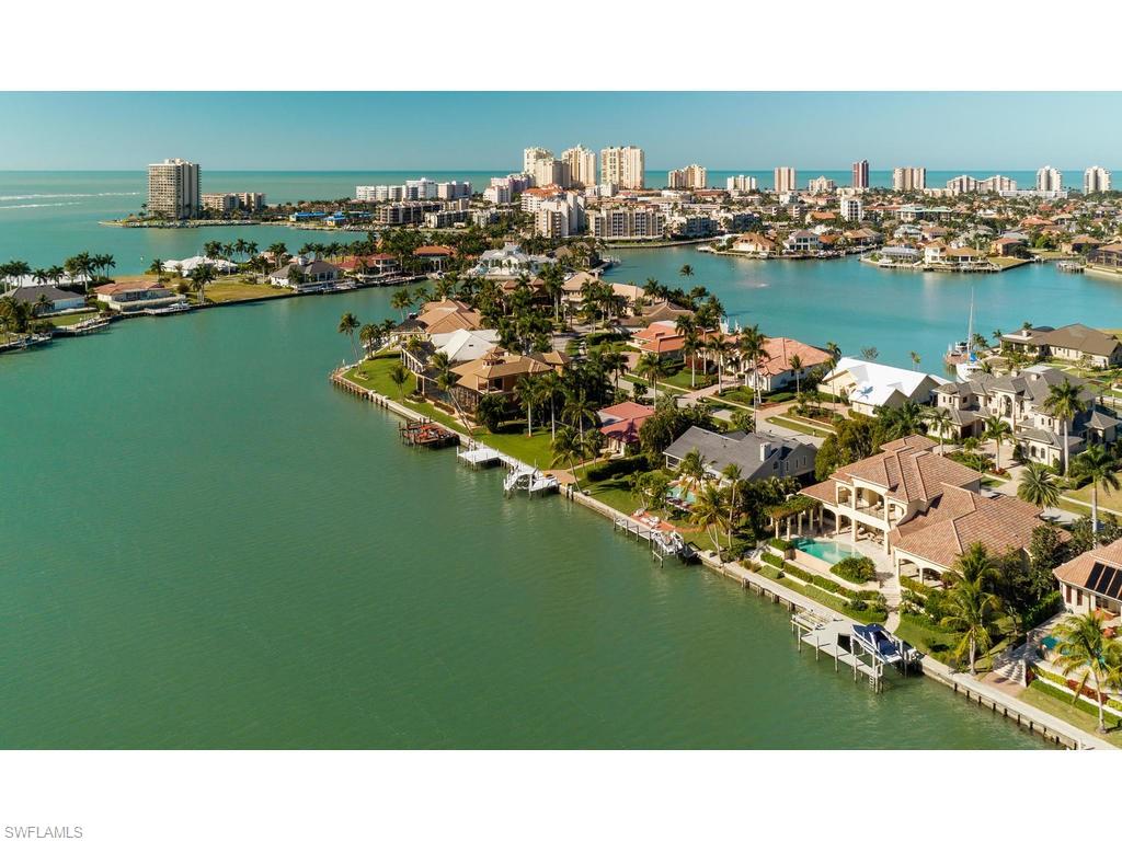 ESTATES - Residential