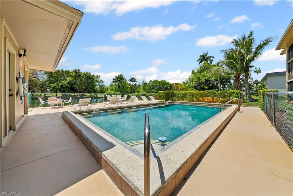 HAMMOCKS - Residential