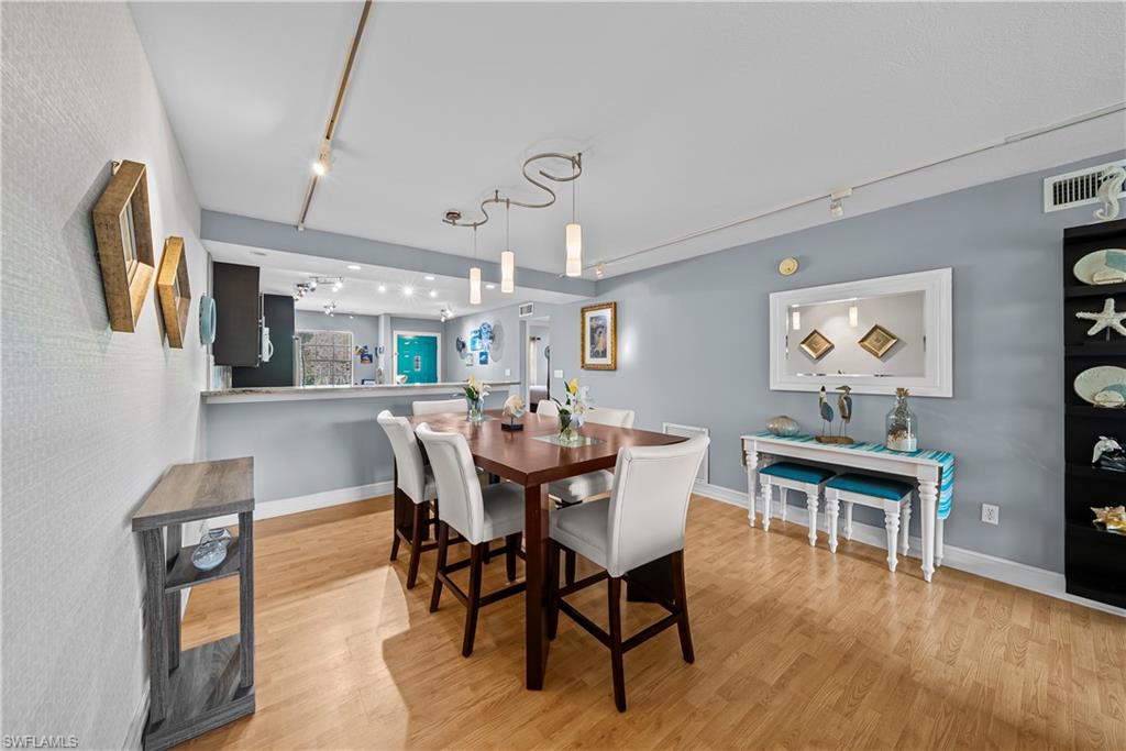 HAMMOCKS - Residential