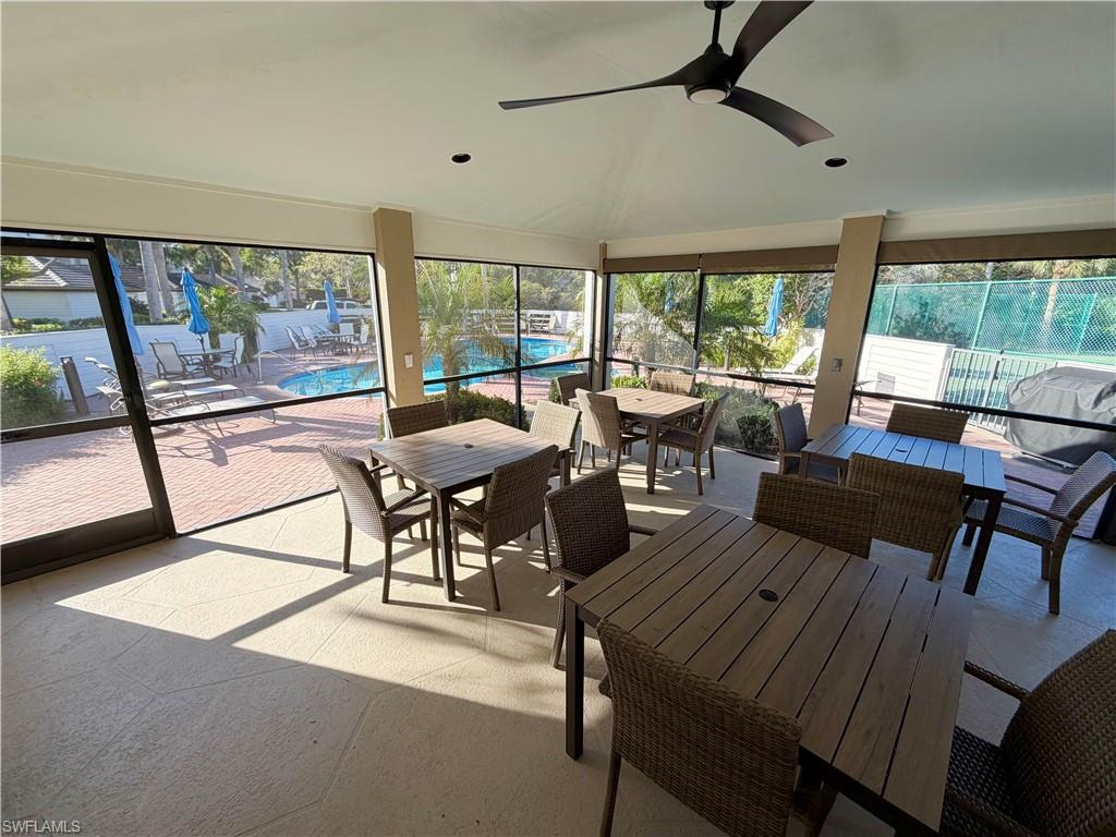 OAKWOOD CARRIAGE HOME - Residential