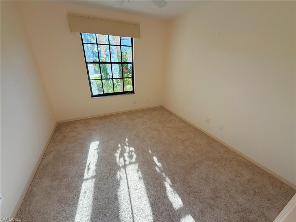 OAKWOOD CARRIAGE HOME - Residential