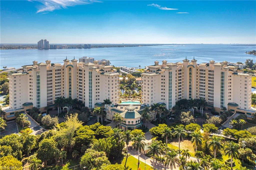 NORTH STAR YACHT CLUB - Residential