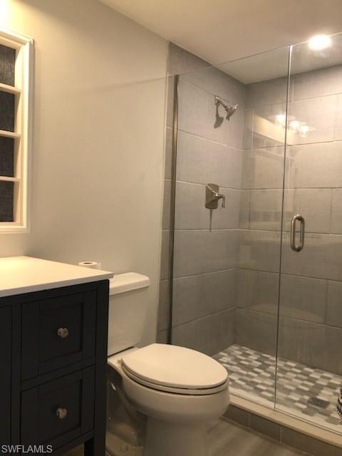 ROYAL ARMS VILLAS - Residential Lease