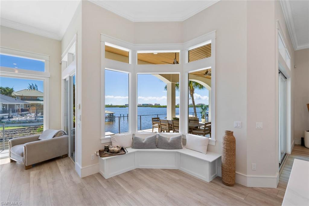 LITTLE HICKORY SHORES - Residential