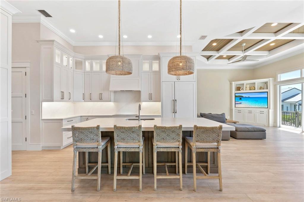 LITTLE HICKORY SHORES - Residential