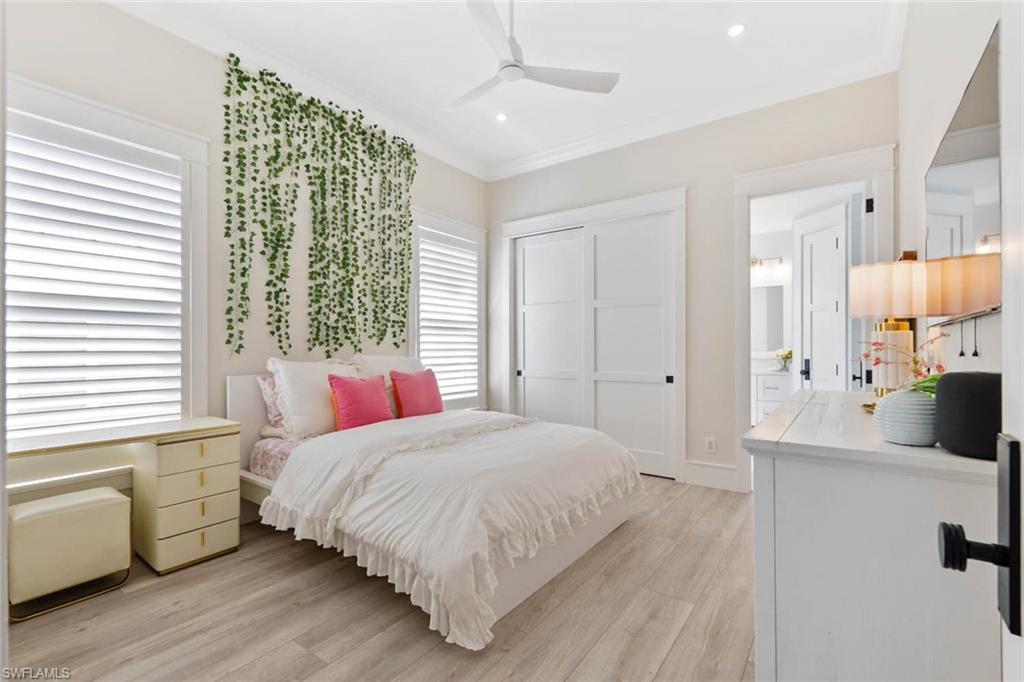 LITTLE HICKORY SHORES - Residential