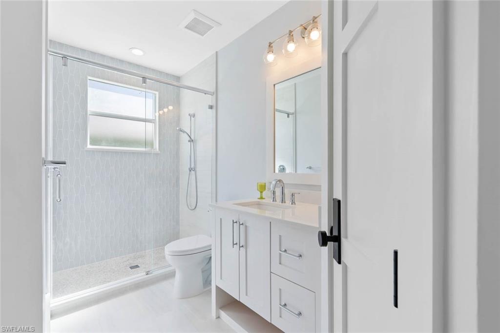 LITTLE HICKORY SHORES - Residential