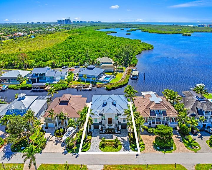 LITTLE HICKORY SHORES - Residential