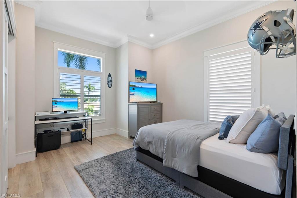 LITTLE HICKORY SHORES - Residential