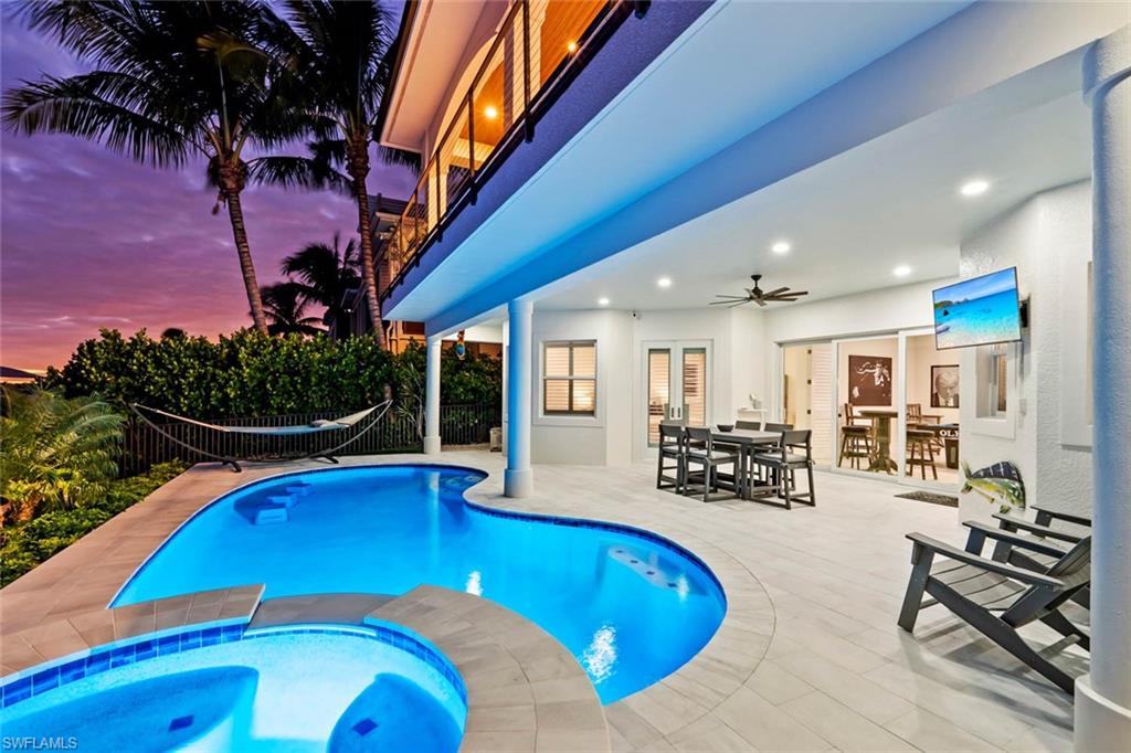 LITTLE HICKORY SHORES - Residential