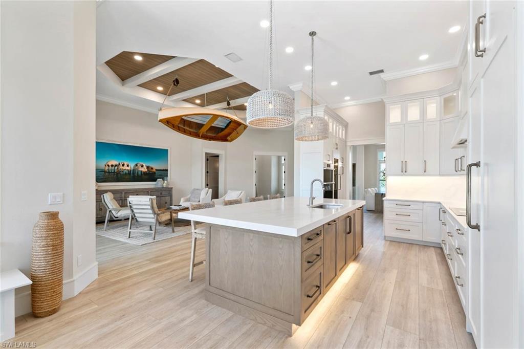 LITTLE HICKORY SHORES - Residential