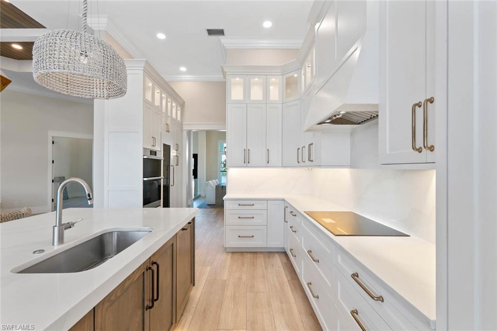 LITTLE HICKORY SHORES - Residential