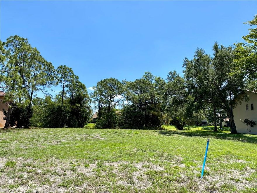 Investment opportunity! Lake front building lot in Prime location. 
Very popular neighborhood. Convenient.
Level and mostly tree free lot ready to build! Water, sewer on property.
Build 1, 2, 3, or 4 units - up to 5. 
This property is a wider lot than it appears from the street as the neighboring property has vegetation beyond their lot line.      
Accessibility to dining, shopping, entertainment, airport, and area beaches are all nearby!  
Surveyed May 2020.