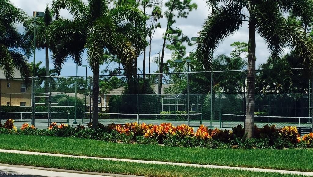 CROWN POINTE EAST - Residential Lease