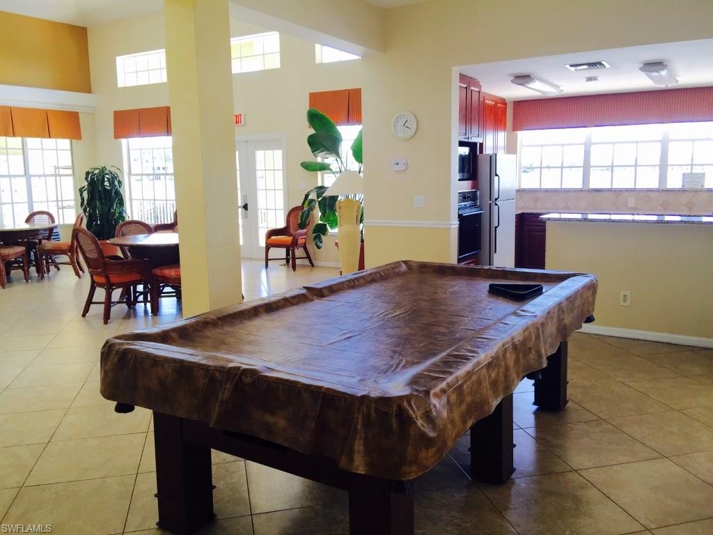 CROWN POINTE EAST - Residential Lease