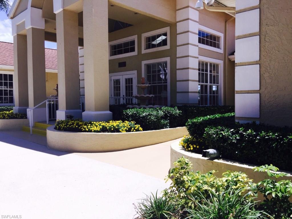 CROWN POINTE EAST - Residential Lease