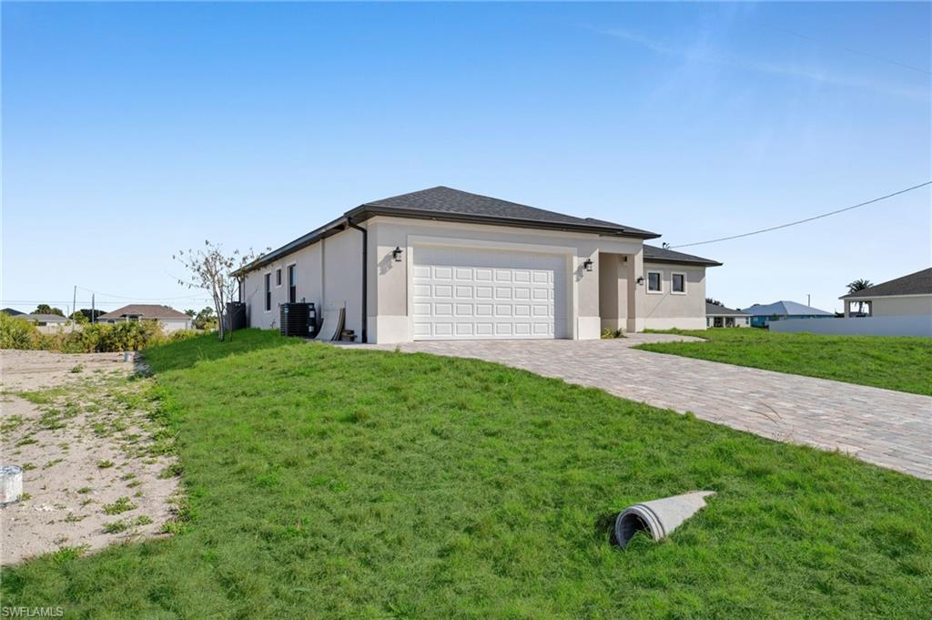 CAPE CORAL - Residential