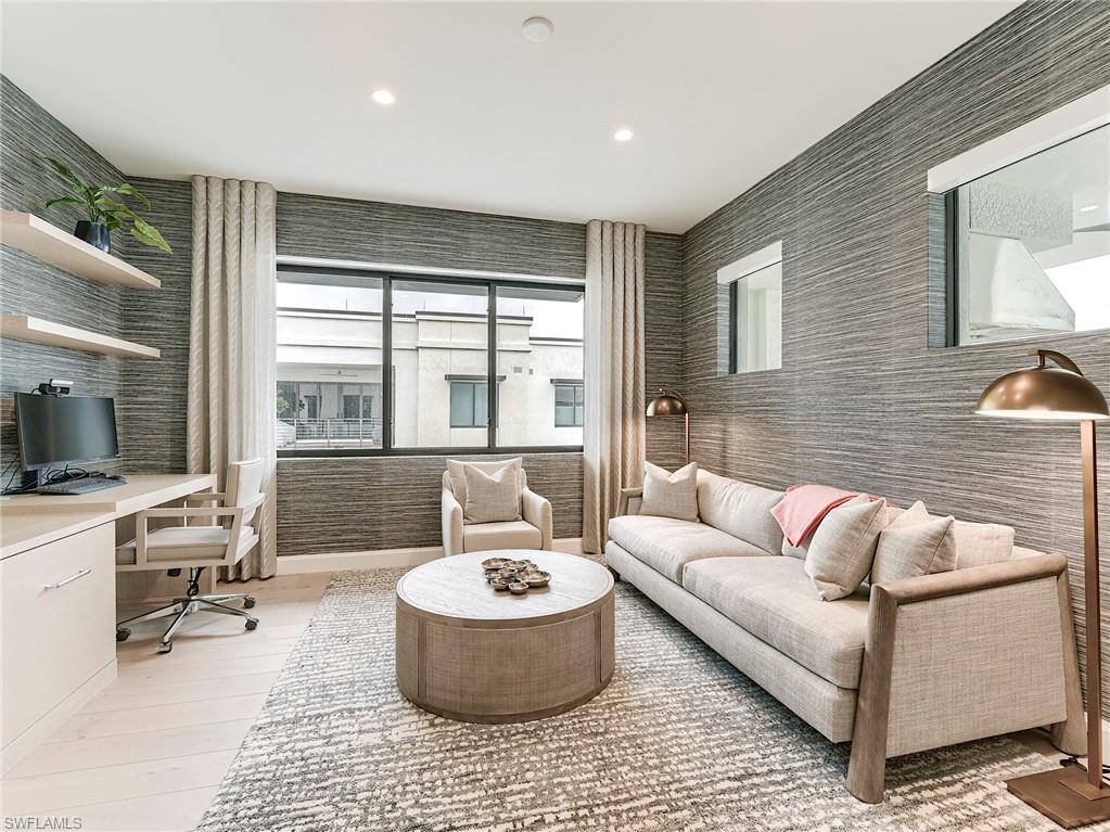 ELEVEN ELEVEN CENTRAL - Residential