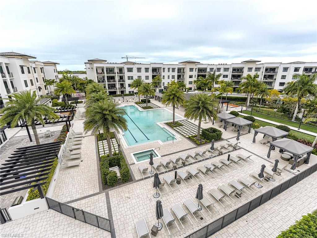 ELEVEN ELEVEN CENTRAL - Residential