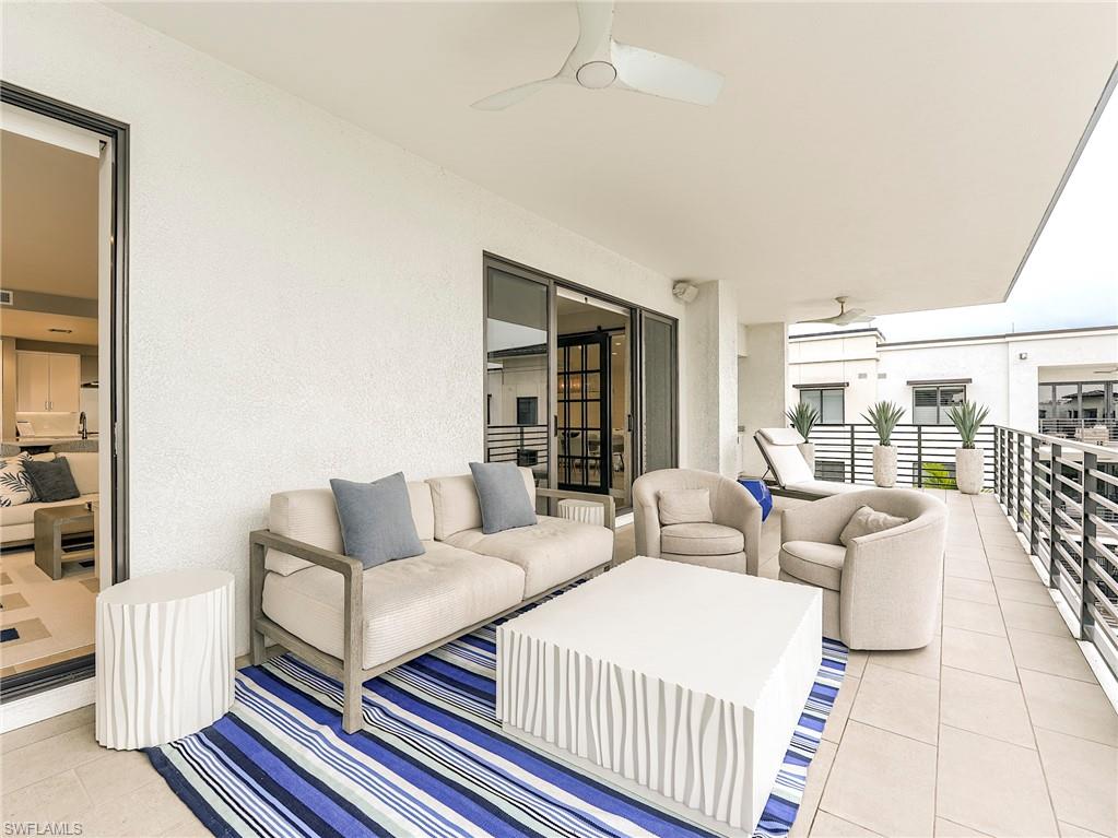 ELEVEN ELEVEN CENTRAL - Residential