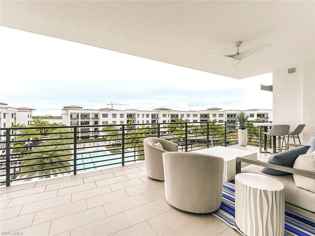 ELEVEN ELEVEN CENTRAL - Residential