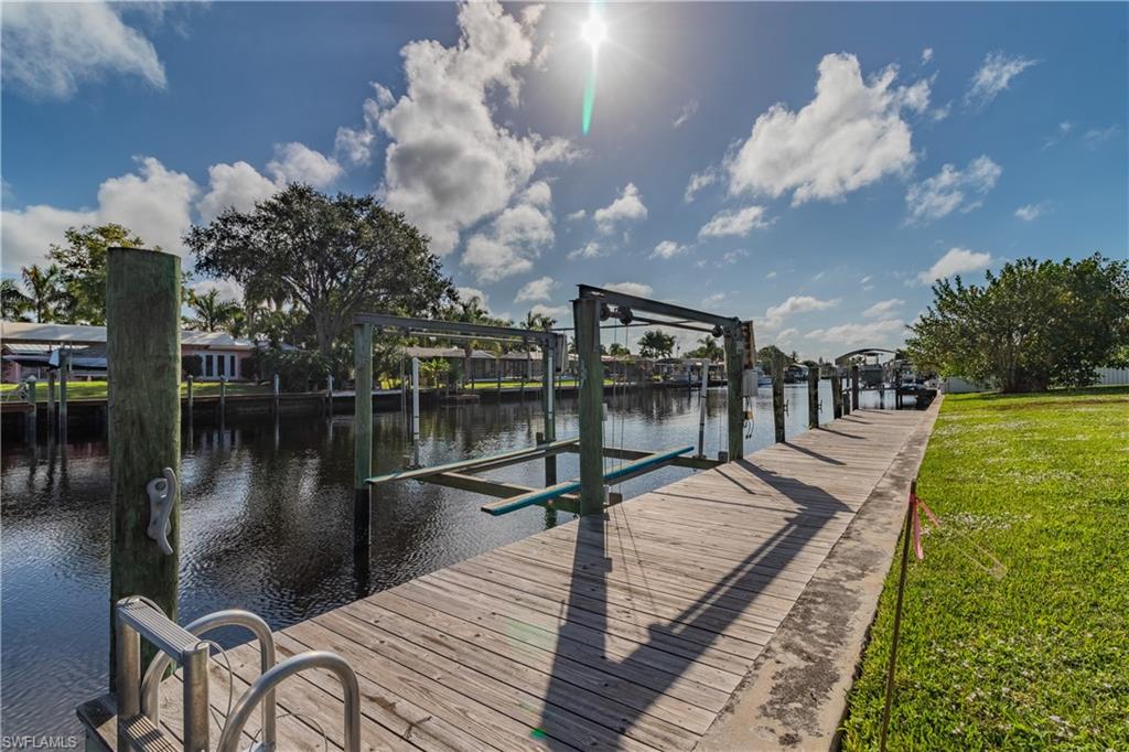 YACHT CLUB COLONY - Residential