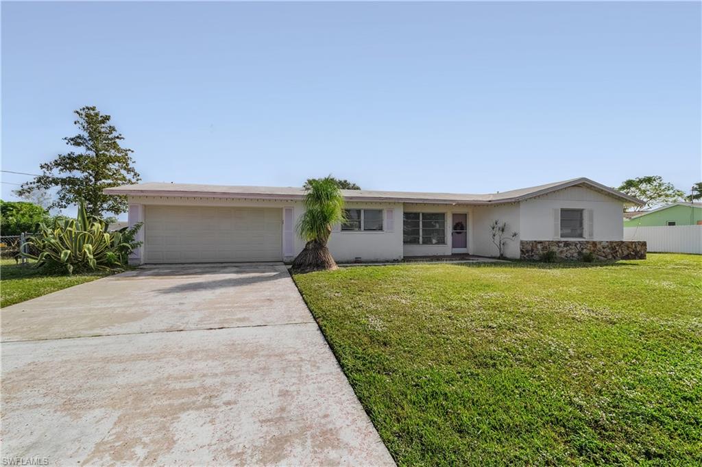 YACHT CLUB COLONY - Residential