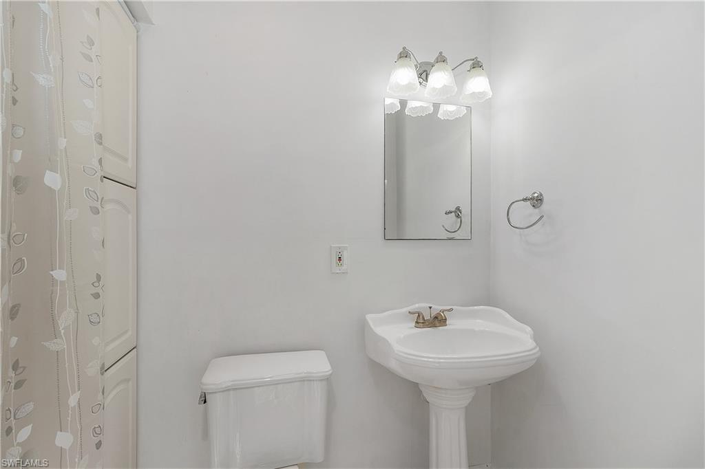 YACHT CLUB COLONY - Residential